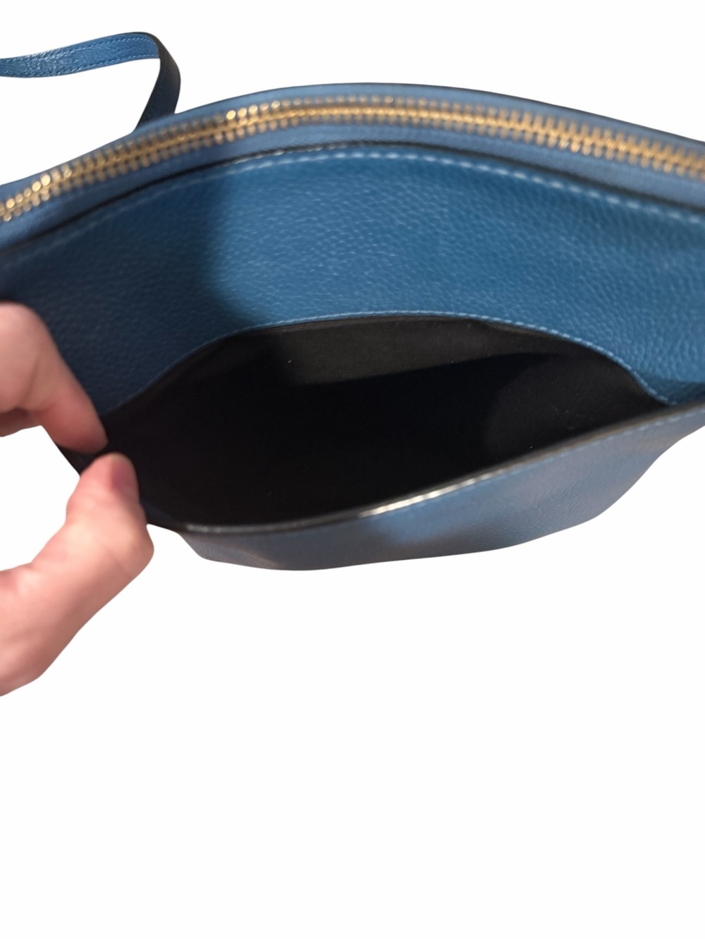 Marc Jacobs Recruit North/South Leather Crossbody Bag - Picture 3 of 10